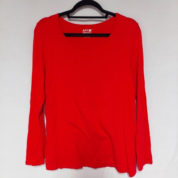 Women’s XL, lightly worn. Red, long sleeved Tshirt - Picture 1 of 3